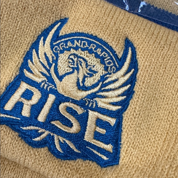 Grand Rapids Rise fans! Unisex Pom-Pom Beanie - Blue and Yellow. NWT - Picture 3 of 3